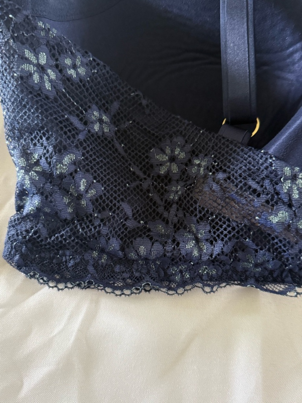 Victoria's Secret Navy Lace Plunge Underwire Bra with Gold Accent Size 44DD - Picture 6 of 12